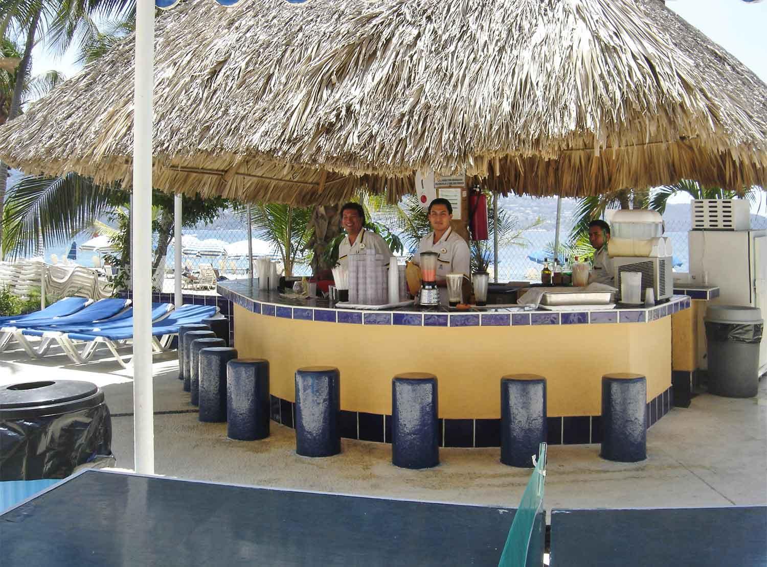 Ritz Acapulco All Inclusive Exterior photo A poolside bar in a resort